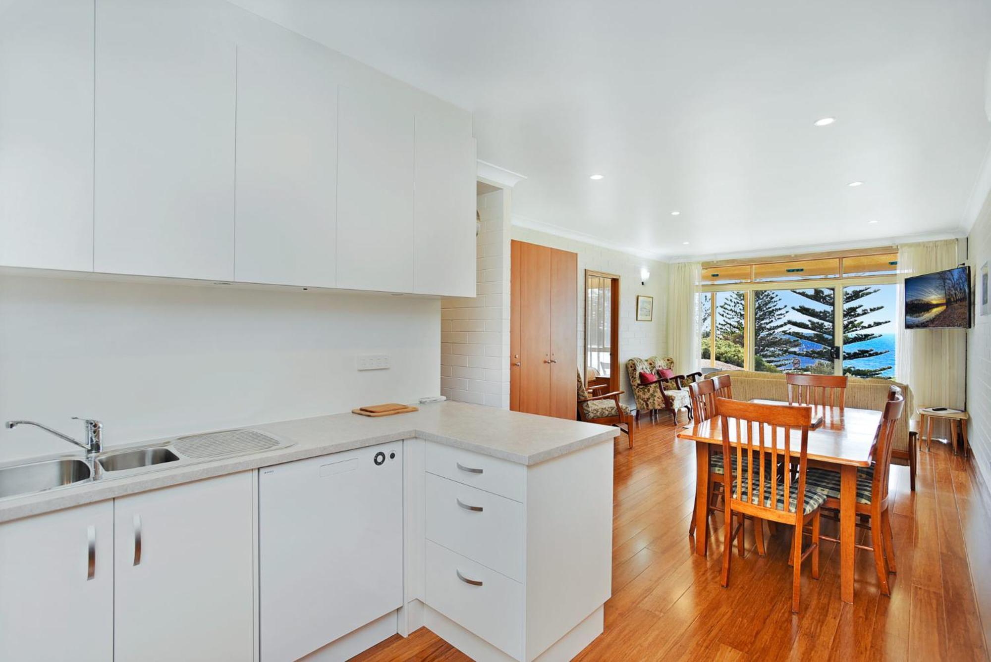 Dolphins Beachfront Apartment No 4 Port Elliot Eksteriør billede